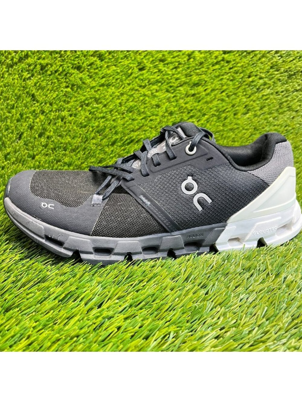 On Cloudflyer 4 Womens Size 10 Black White Athletic Running Shoes Sneakers - Picture 3 of 11